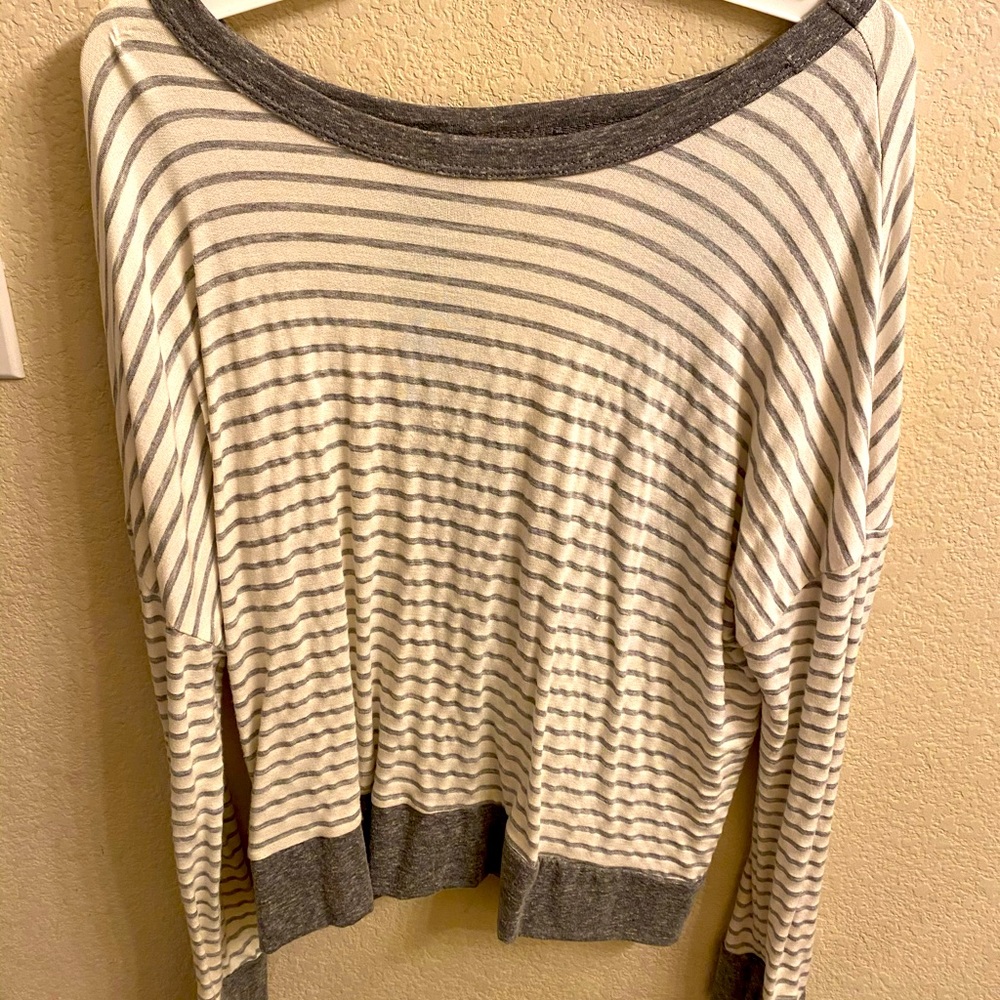 Super cute daytrip top!
